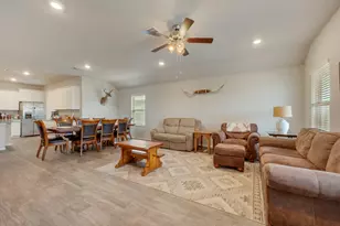 8026 Front Nine Ln, Navasota, TX 77868 - Photo 8