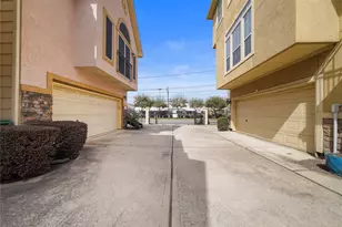 5821 Washington Ave, Houston, TX 77007 - Photo 32