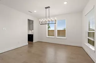 31030 Golden Felipe St, Fulshear, TX 77441 - Photo 4