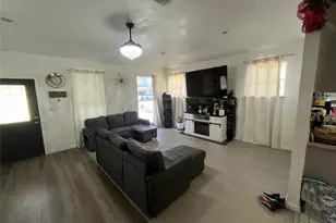 925 Lear St, Houston, TX 77015 - Photo 2