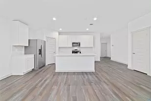 7010 Fleetwood Crescent Wy, Richmond, TX 77407 - Photo 8