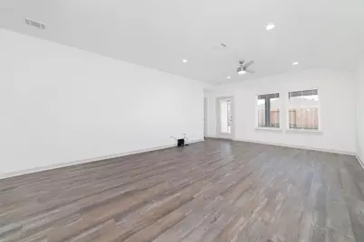 7010 Fleetwood Crescent Way, Richmond, TX 77407 - Photo 12