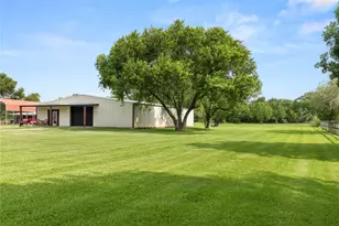 11703 N H St, La Porte, TX 77571 - Photo 2