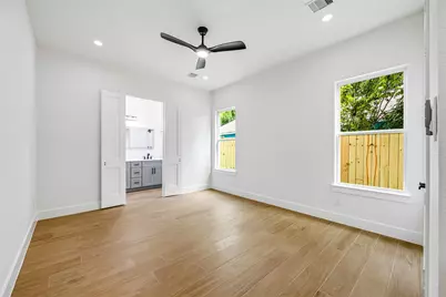 4815 Cruse Rd #B, Houston, TX 77016 - Photo 6