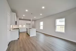 123 W Canopy Xing Cir, Conroe, TX 77301 - Photo 12