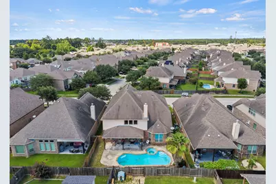 26111 Tintagel Lane, Kingwood, TX 77339 - Photo 6