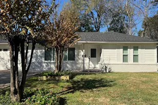 1437 Confederate Rd, Houston, TX 77055 - Photo 1