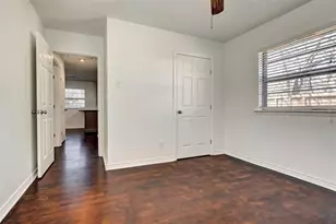1316 Zora St, Houston, TX 77055 - Photo 14