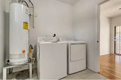 1316 Zora Street, Houston, TX 77055 - Photo 18