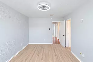12027 Huntington Park Dr, Houston, TX 77099 - Photo 34