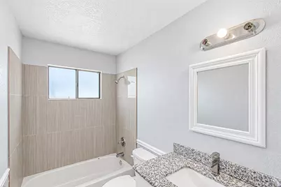 12027 Huntington Park Drive, Houston, TX 77099 - Photo 32