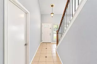 12027 Huntington Park Dr, Houston, TX 77099 - Photo 10