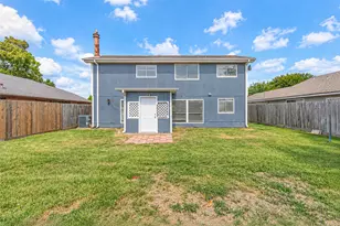 12027 Huntington Park Dr, Houston, TX 77099 - Photo 46