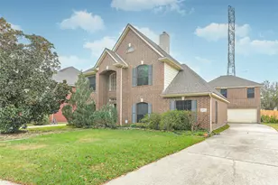 823 Hannock Glen Ln, Spring, TX 77373 - Photo 2