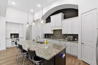 222 Promontory Court, Montgomery, TX 77316 - Photo 10