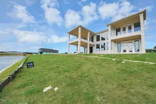 309 Seaway Dr, League City, TX 77573 - Photo 4