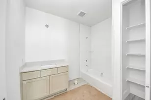 309 Seaway Dr, League City, TX 77573 - Photo 18