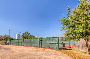 2602 Briarbrook Dr, Houston, TX 77042 - Photo 24