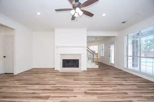 6303 Cool Water Dr, Sugar Land, TX 77479 - Photo 10