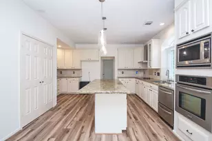6303 Cool Water Dr, Sugar Land, TX 77479 - Photo 14