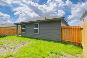 12366 Morning Vis Dr, Houston, TX 77014 - Photo 28