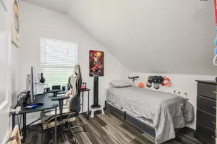 1256 2nd St, Clute, TX 77531 - Photo 32