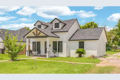 1256 2nd Street, Clute, TX 77531 - Photo 4