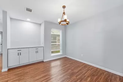 71 S Woodstock Circle Drive, The Woodlands, TX 77381 - Photo 8