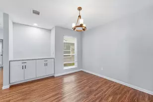 71 S Woodstock Cir Dr, The Woodlands, TX 77381 - Photo 8