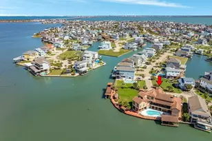 506 Sunset Cir, Tiki Island, TX 77554 - Photo 34