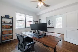 1320 W 25th St, Houston, TX 77008 - Photo 6