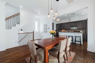 1320 W 25th St, Houston, TX 77008 - Photo 10