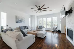 1320 W 25th St, Houston, TX 77008 - Photo 14