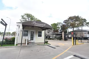 2750 Holly Hall St, Houston, TX 77054 - Photo 18