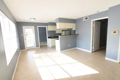 2750 Holly Hall Street #1309, Houston, TX 77054 - Photo 4