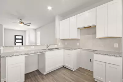 15626 Coneflower Hills Drive, Houston, TX 77090 - Photo 2