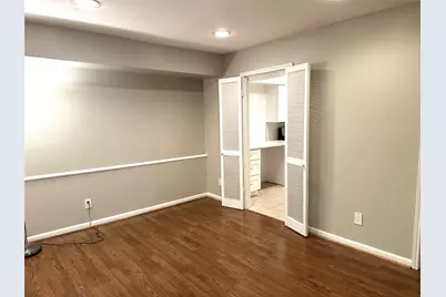 359 N Post Oak Lane #220, Houston, TX 77024 - Photo 6