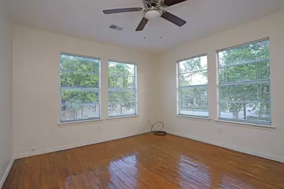 701 1/2 Highland Street #3, Houston, TX 77009 - Photo 4