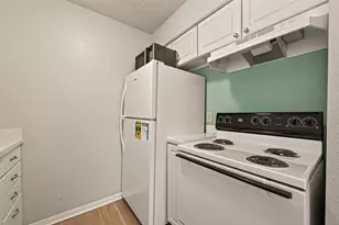 1516 Bay Area Blvd, Houston, TX 77058 - Photo 8