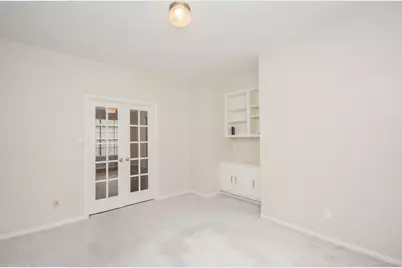 10 Heathstone Place, The Woodlands, TX 77381 - Photo 24