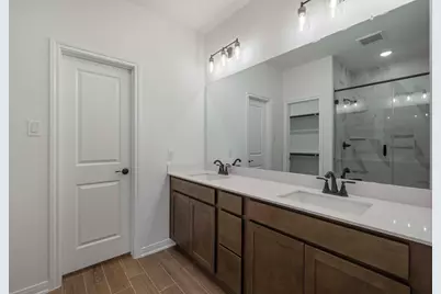 146 West Coralburst Loop, Montgomery, TX 77316 - Photo 16