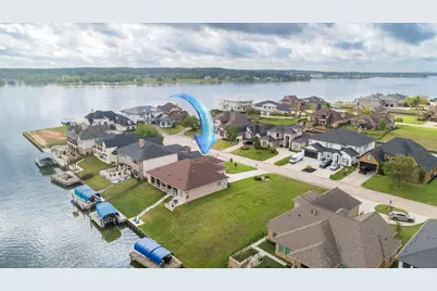 12566 St Ann Ct, Willis, TX 77318 - Photo 8