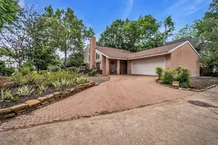 12800 Briar Forest Dr, Houston, TX 77077 - Photo 2