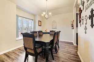 2004 Dumfries Dr, Bryan, TX 77807 - Photo 6