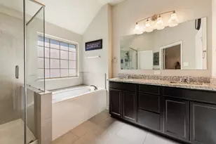 2004 Dumfries Dr, Bryan, TX 77807 - Photo 16