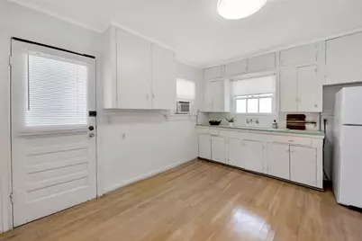 1509 Enid Street Street #B, Houston, TX 77009 - Photo 12