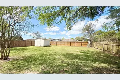 109 Houston Street, Angleton, TX 77515 - Photo 28