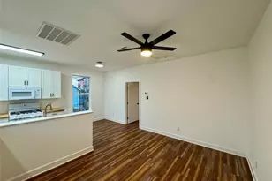 2119 Ave O 1/2, Galveston, TX 77550 - Photo 8