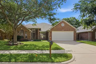 16918 Serenity Cove Cir, Friendswood, TX 77546 - Photo 1