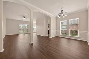 11719 Bollinger Park Ct, Houston, TX 77047 - Photo 4